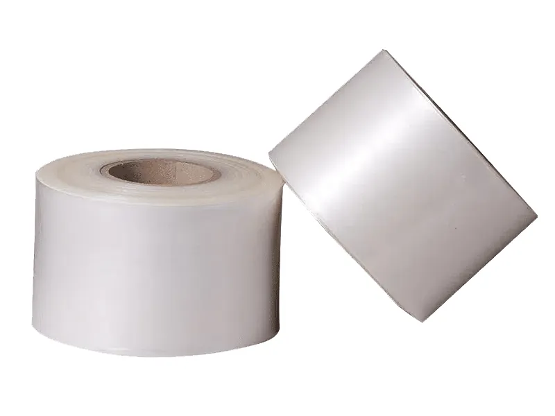 Filme solúvel em água para embalagem de produtos químicos